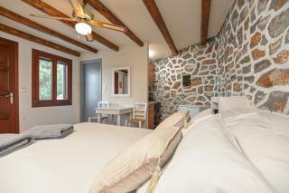 4 Bedroom Villa Valerie with private swimming pool - Stelida - 1
