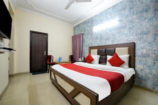 Hotel Mayank Plaza-Near IGI Airport Terminal-3 - 3