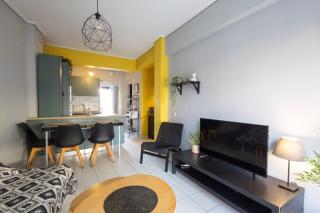 Comfy Stay at Georges BnB in Chalkida Center - 9