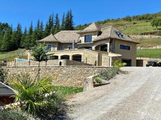 Superbe Villa vue panoramique et piscine exterieure chauffée - Saint-Côme-dʼOlt - 0
