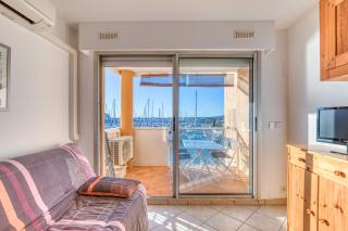 Une vue au dessus de la marina - Frontignan - 0