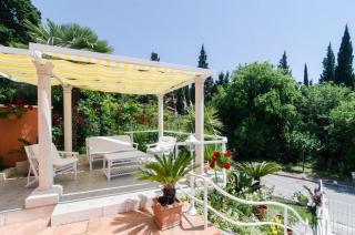 Oldstyle Villa with a Seasonal Pool - Mlini - 9