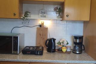 Flatlet Close to N1&N7 Offstreet Parking - - 2