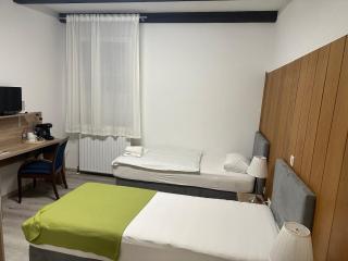 Hotel Alte Wache - 2