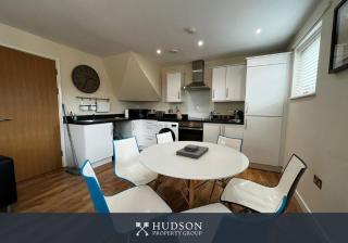 Three Bedroom Townhouse with Parking - Telford - 7