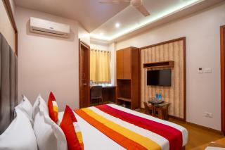 Uddhav Vilas A Family Hotel - 8