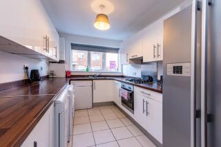 Spacious 6 Bedroom House - Ideal for Contractors - Nottingham - 7