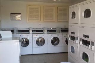 Peek-a-boo Ocean View 1br1ba AC Condo Kona Shores - 5