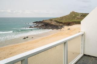 24 Piazza - St Ives - 3