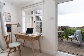 17 Farmers Meadow - 3