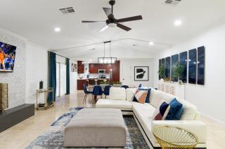 Old Town Saguaro - Private Pool, Fire Pit & Games - Scottsdale - 2