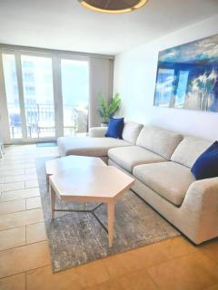6th Floor Condo with Ocean view steps from Beach - Daytona Beach - 0