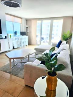 6th Floor Condo with Ocean view steps from Beach - Daytona Beach - 9