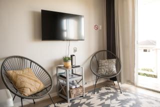 Easy Going Hermanus With An Ocean View - 5