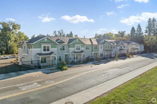 Modern Spacious Pool Apartment PET FRIENDLY - Chico - 6