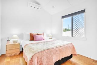 Buchan House Spacious Dual Living Retreat - Westcourt - 6