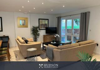 Home in Ironbridge with Rear Garden - Telford - 7