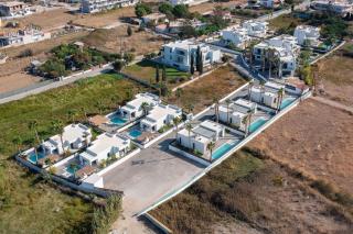 Salty Sun Luxury Villas - Kremasti - 9