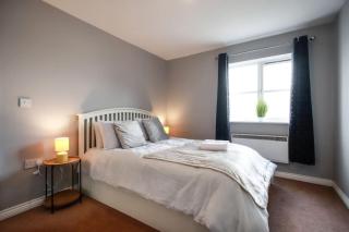 Snowberry Close - Contractors Long Stay by ShortStayUK - 9