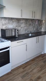 Studio Apartment in London - Edmonton - 6