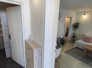Comfortable Crikvenica Apartment with Terrace and WiFi - 7
