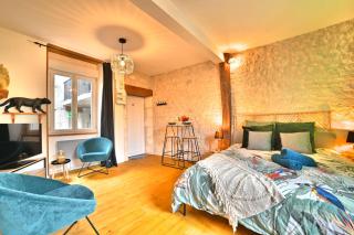 Jungle Rochelaise - Coeur de ville, Entièrement Rénovée, Tv 4K, Fibre, Quartier Porte Royale - 5