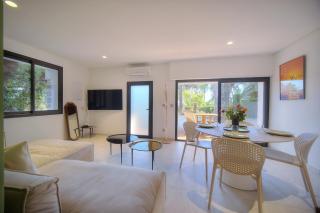 A2B241 T3 REZ-de-JARDIN PROCHE PLAGES - Cannes - 1