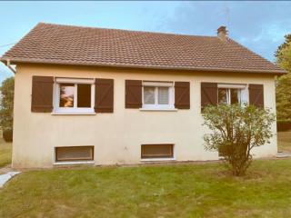 Cottage Stelie - - 7