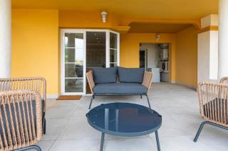 Spacious Duplex Steps to Puerto Banús - Marbella - 9