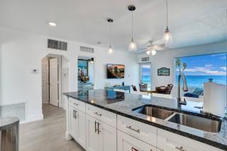 Sunset Oceanfront Paradise - 8