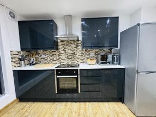 The Edge FT1 - London - 3