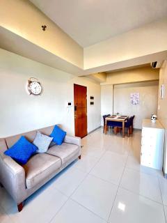 Mactan Newtown Condo with Pool access - Mactan - 4