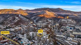 Downtown Dreamin - Gatlinburg - 1
