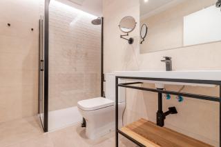 Home Art Apartments Bernabéu - 8
