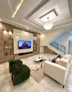 Elite Unseen Suites - Lekki - 0