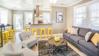 Sun Swept - 1B Downtown Pensacola Home - 7