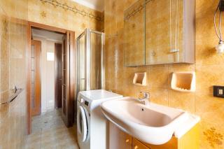 APT with balcony- M3 Maciachini - Milan - 5