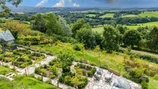 Fox Hill House - Quintessential country escape with modern twist - 8