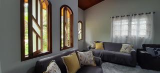 Caso em condomínio com lago, serra, campo e mar - 7