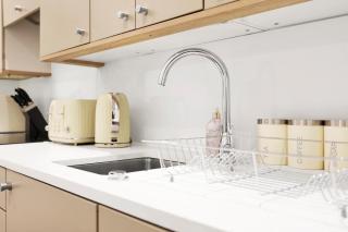 1 Bedroom Apartment Short Term Rental & Flexible Renting Hackney With Free WiFi - Londra - 3