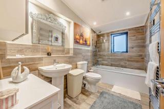 Coogee View Lodge - New Quay - 5
