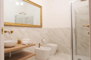 Luxury Suite 5 minutes walk from the Duomo - 8