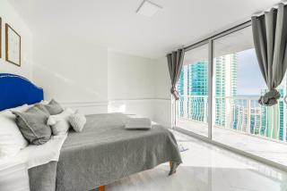 Open the Window and Enjoy the Sea Breeze at Exclusive Condo! - Miami - 9