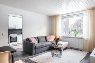 Cozy 1BR Apartment next to the Beach with Free Parking - Lahti - 4