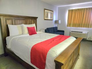 American Inn Ozark - 3