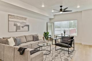 3 Mins to DT Lux Townhome 2 Car Garage King Bed - Salt Lake City - 4