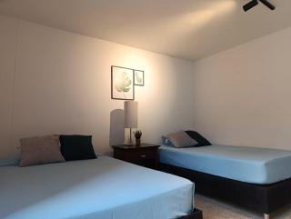 Habitación Laureles la castellana - Medellín - 1