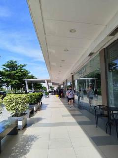 Shore 1 Residences - One Bedroom Walking distance to Moa - 3