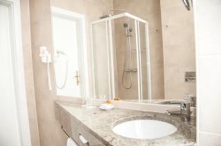 Pension Opera Suites I Self Check In - 4