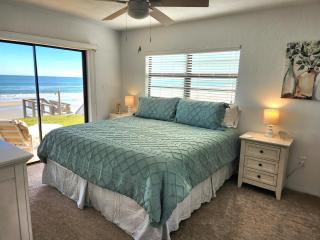 112 - Updated 2/2 Oceanfront Ground Floor Corner - New Smyrna Beach - 5
